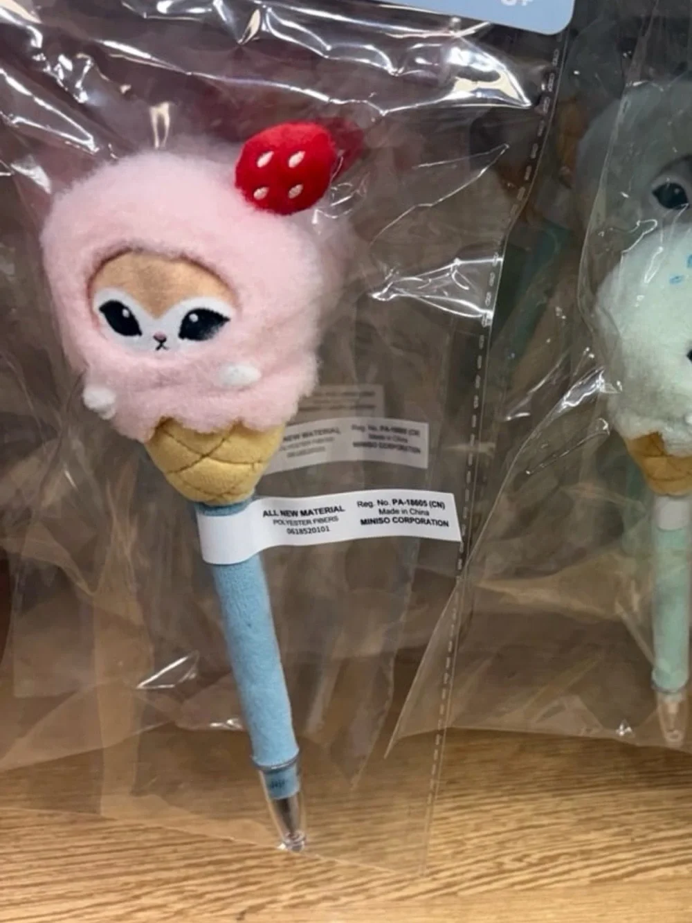 Miniso Mofusand plush Pen